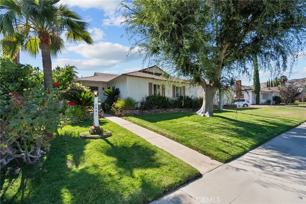2641 N Buena Vista Street, Burbank, CA 91504 - #1