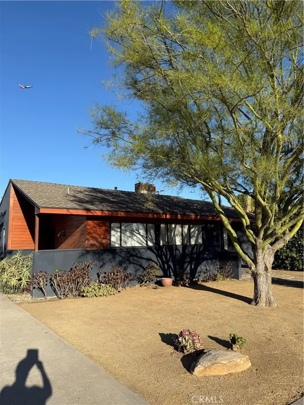 6230 Denny Avenue, North Hollywood, CA 91606