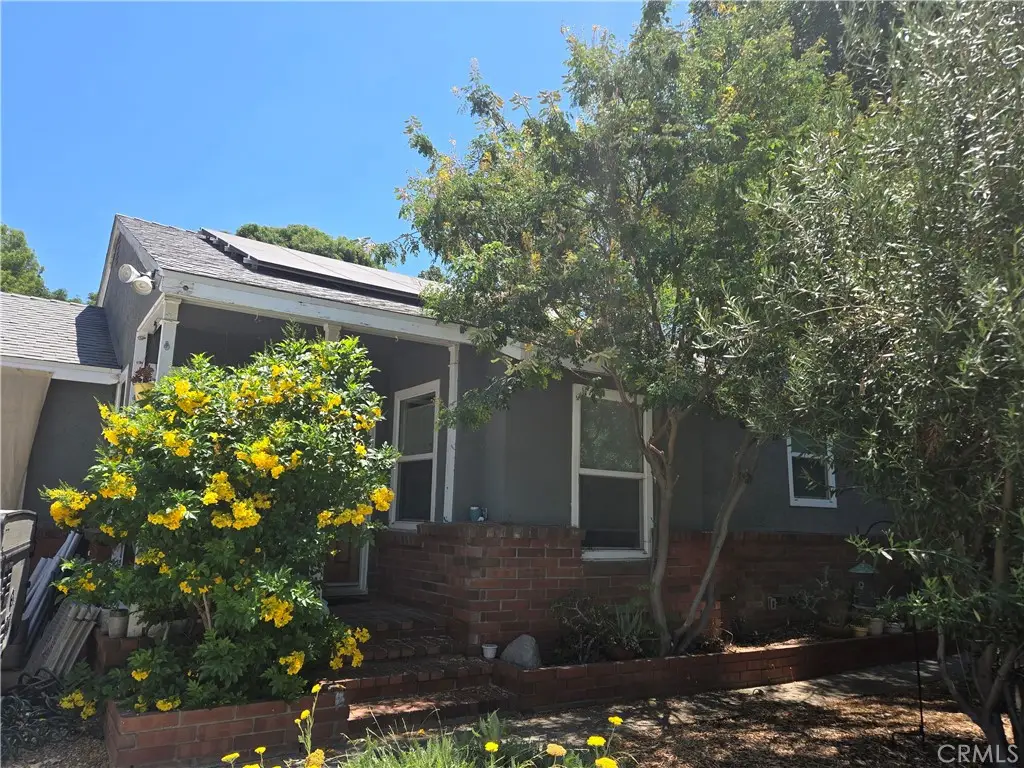 7006 Zelzah Avenue, Reseda, CA 91335 - #1