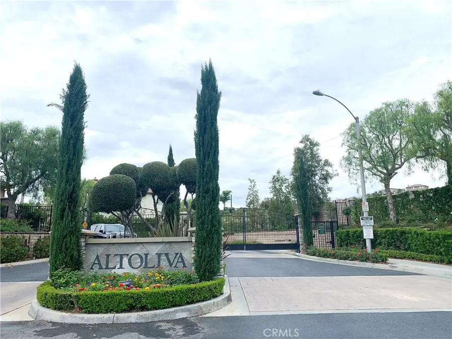 23823 Via Campana, Santa Clarita, CA 91354 - #3