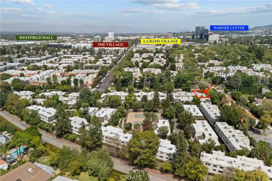 6121 Shoup #35, Woodland Hills, CA 91367 - #2