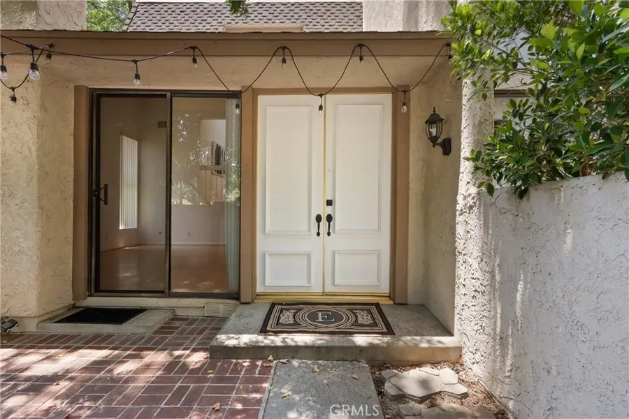 6121 Shoup #35, Woodland Hills, CA 91367 - #3