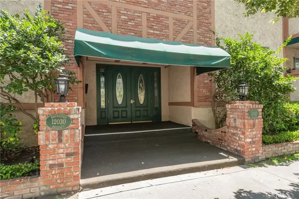 12030 Rochester #207 Avenue #207, Los Angeles, CA 90025