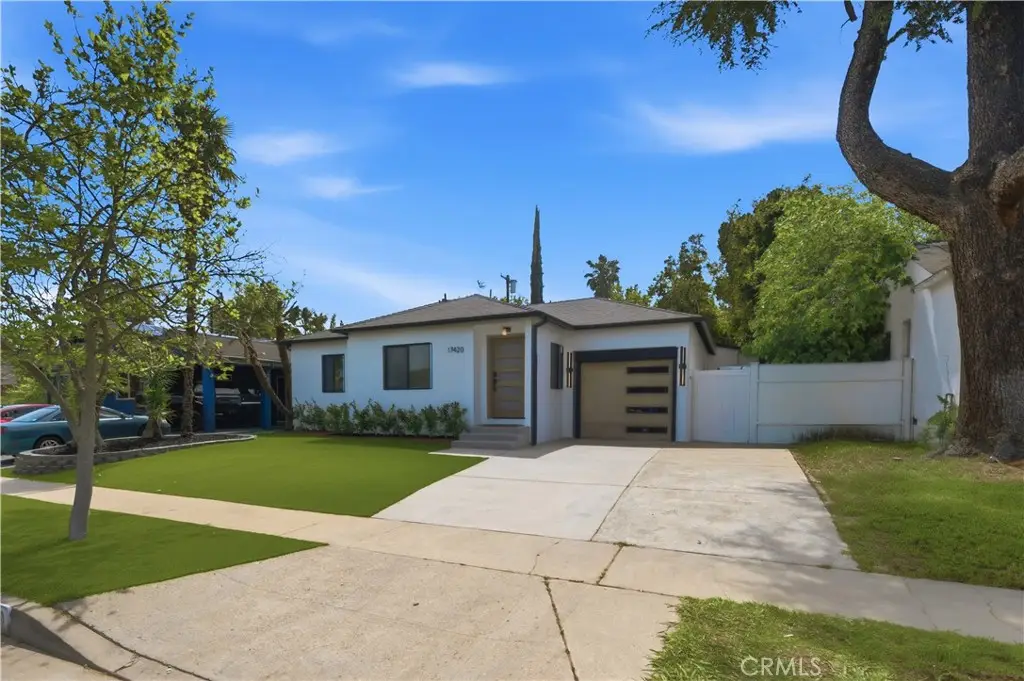 17420 Collins, Encino, CA 91316 - #1