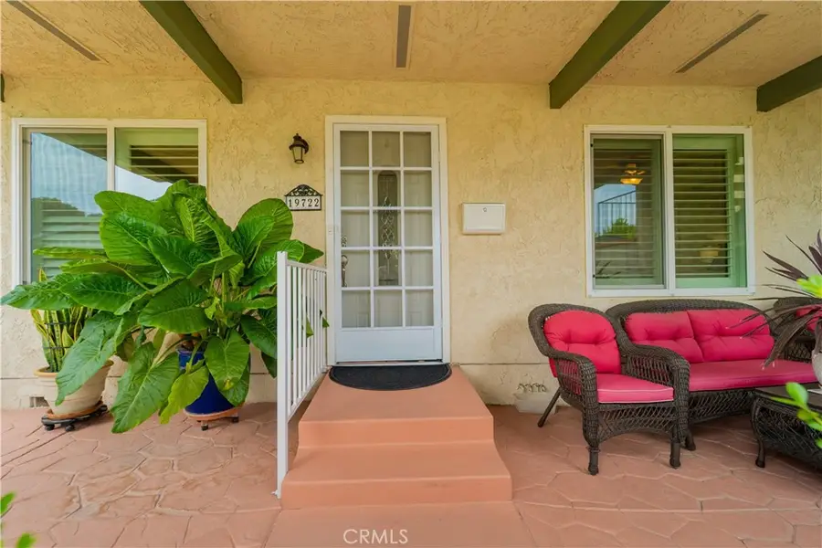 19722 Avenue Of The Oaks, Newhall, CA 91321 - #2