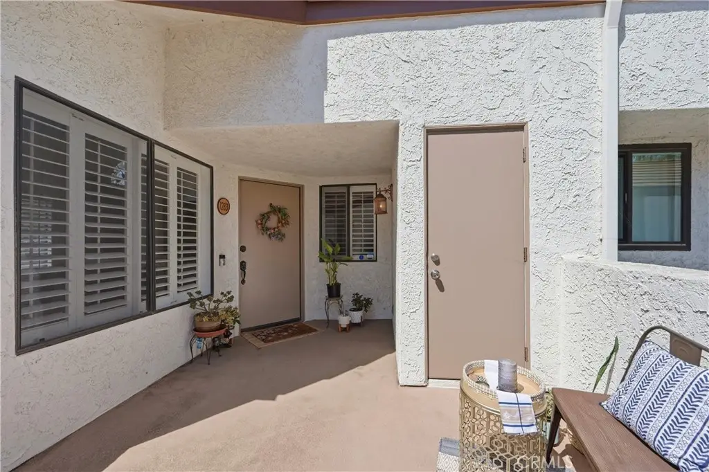 1283 Calle Bonita, Camarillo, CA 93012 - #1