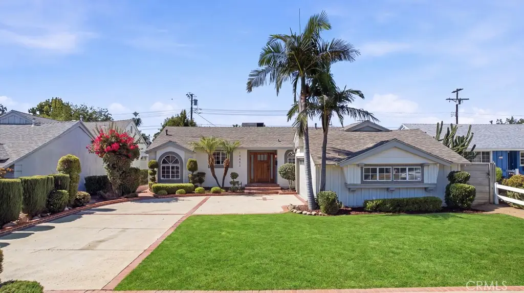 15852 Bryant Street, North Hills, CA 91343 - #1