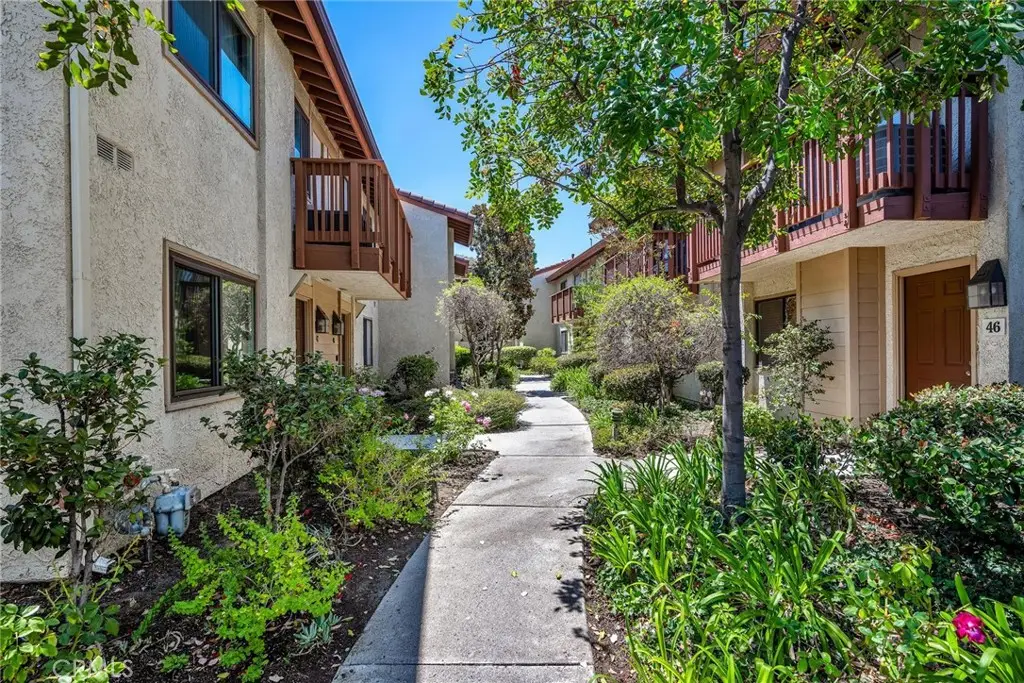 21555 Burbank Boulevard #47, Woodland Hills, CA 91367 - #1