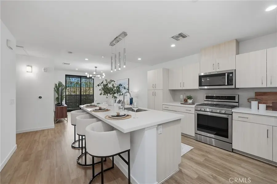 4140 Glencoe Avenue #202, Los Angeles, CA 90292 - #2