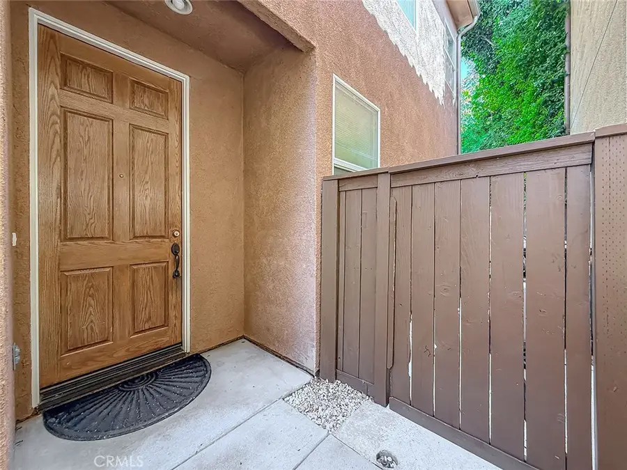 16724 Tim Ln, Lake Balboa, CA 91406 - #3