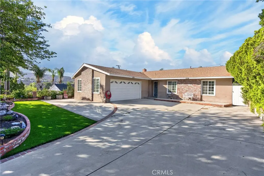 13637 Marchant, Sylmar, CA 91342 - #1