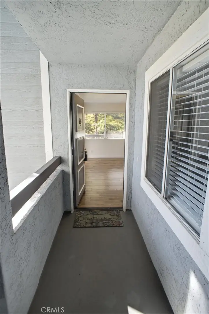 26901 Rainbow Glen Drive, Canyon Country, CA 91351 - #2