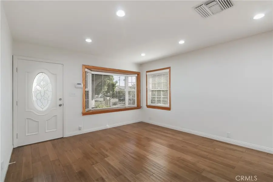 6313 Bluebell Avenue, North Hollywood, CA 91606 - #3