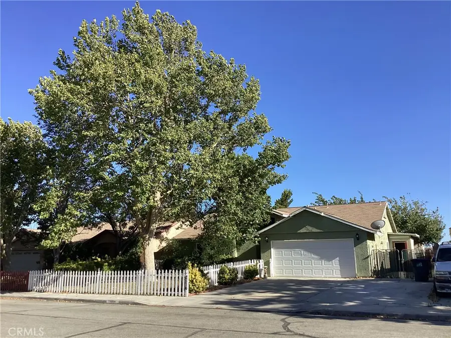 2116 Phlox, Rosamond, CA 93560 - #3