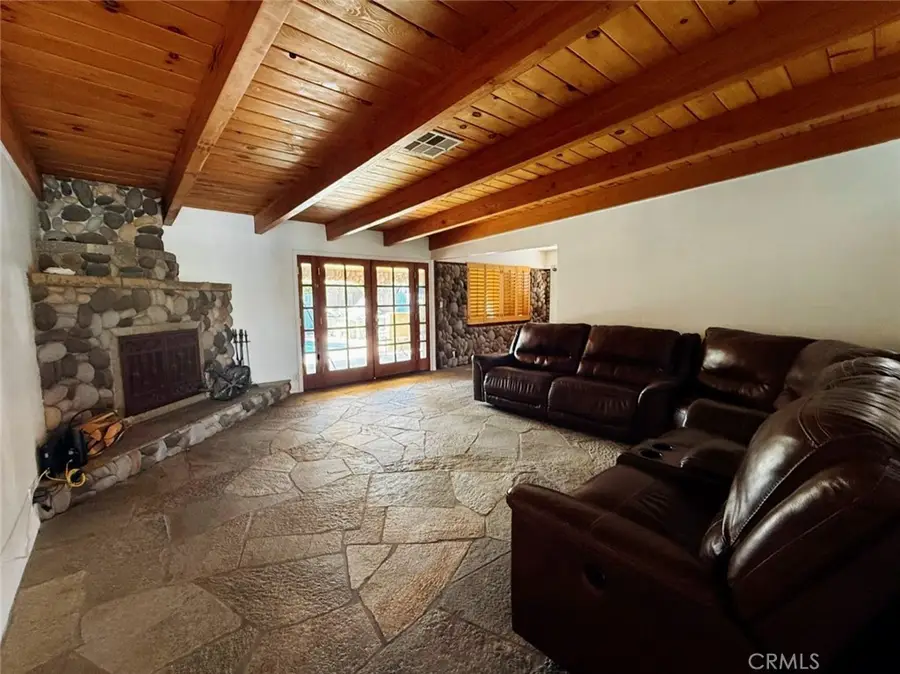 7029 Bellaire, North Hollywood, CA 91605 - #2