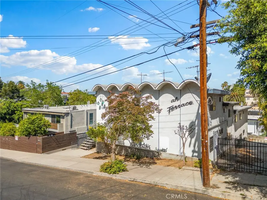 1331 Sutherland, Los Angeles, CA 90026 - #2