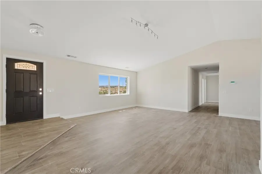 9780 Aster, Oak Hills, CA 92344 - #2