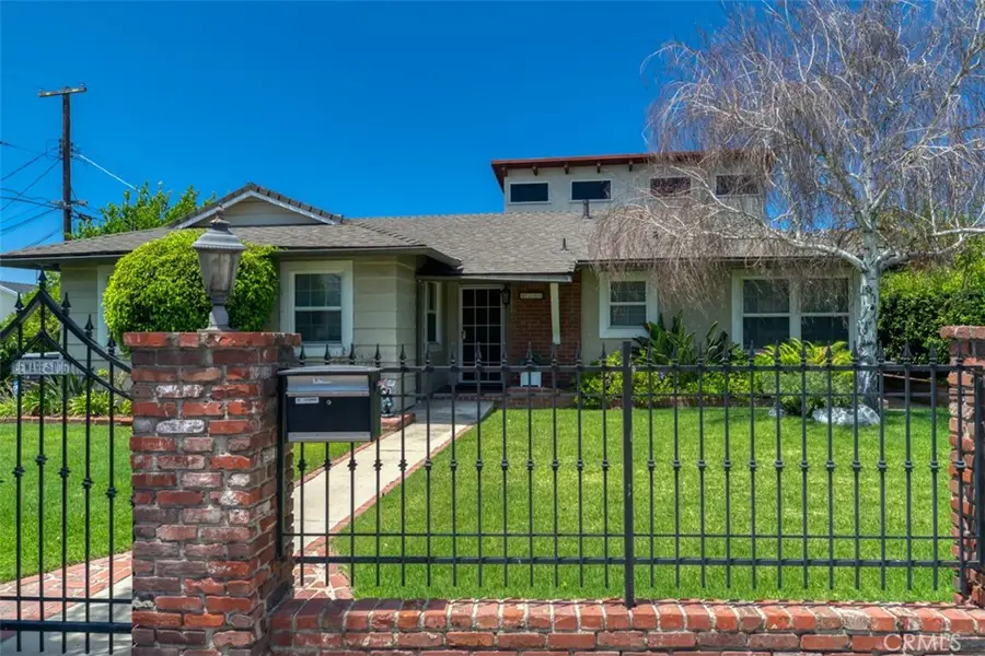 8315 Canterbury Avenue, Sun Valley, CA 91352 - #2
