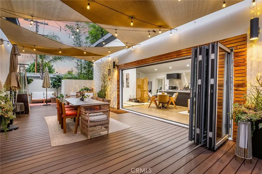 11645 Woodbridge Street, Studio City, CA 91604 - #2