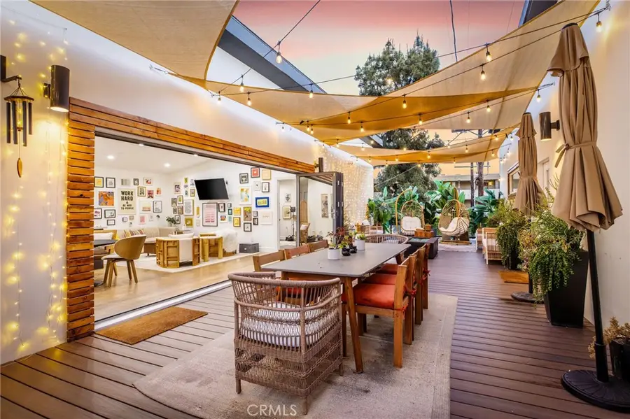 11645 Woodbridge Street, Studio City, CA 91604 - #3