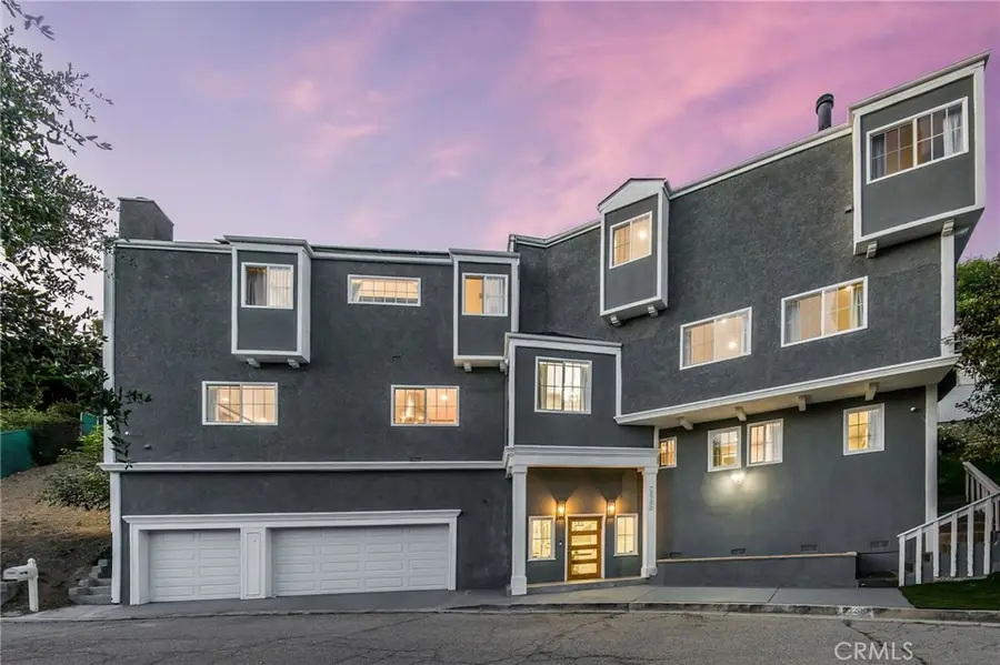 23200 Cass Avenue, Woodland Hills, CA 91364 - #3
