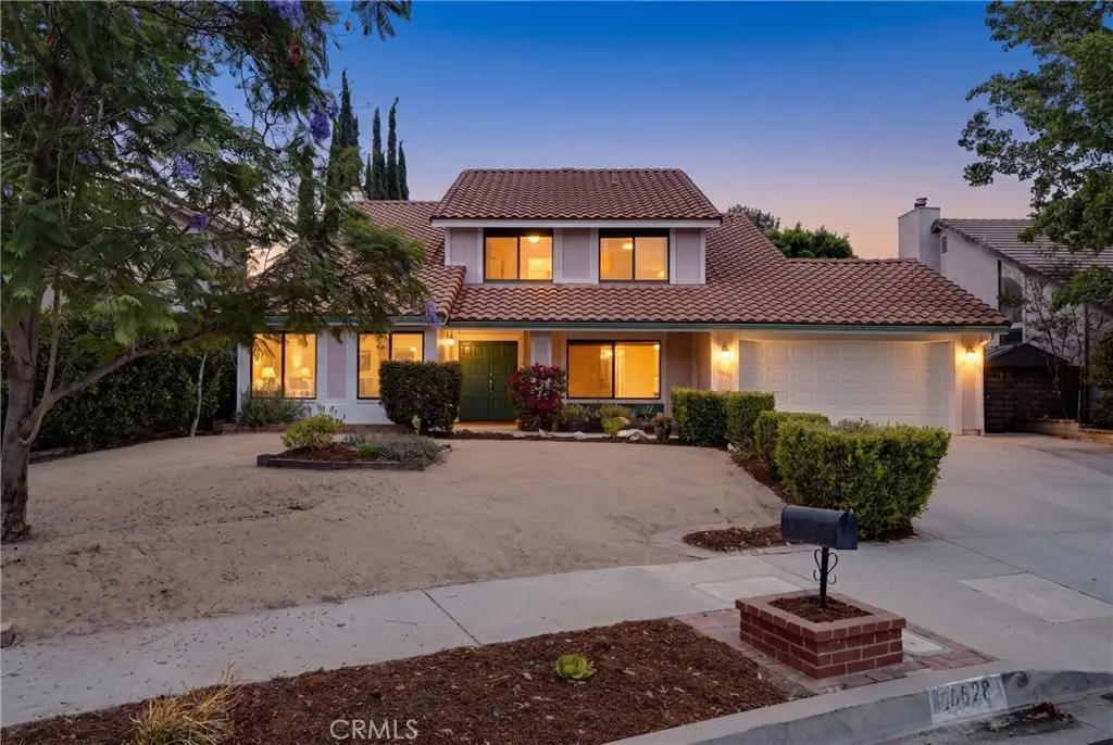 10628 Alabama Avenue, Chatsworth, CA 91311 - #1