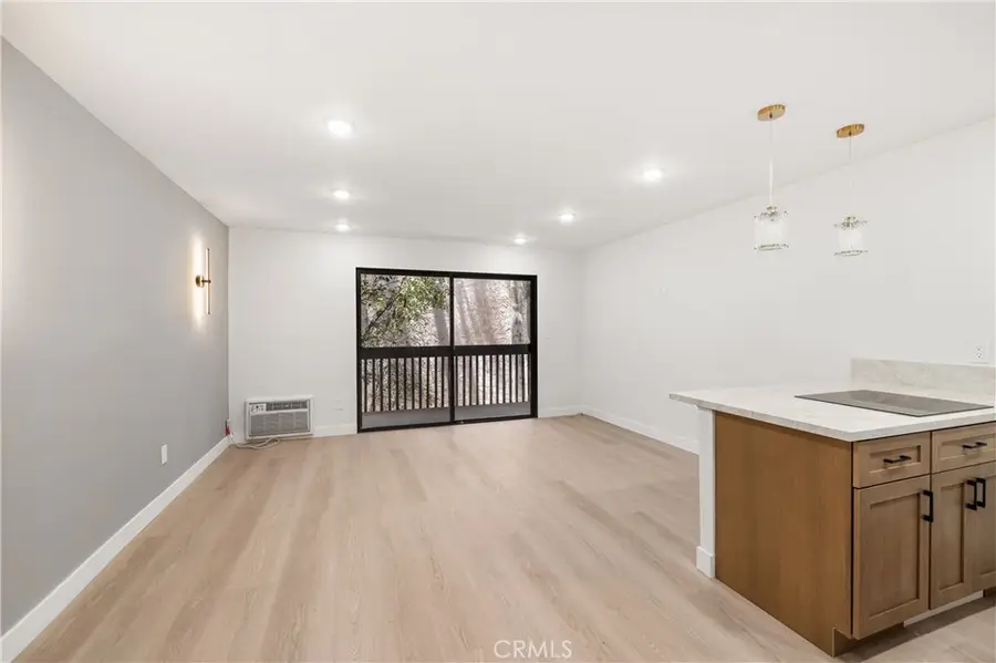 22100 Burbank #250f, Woodland Hills, CA 91367 - #3