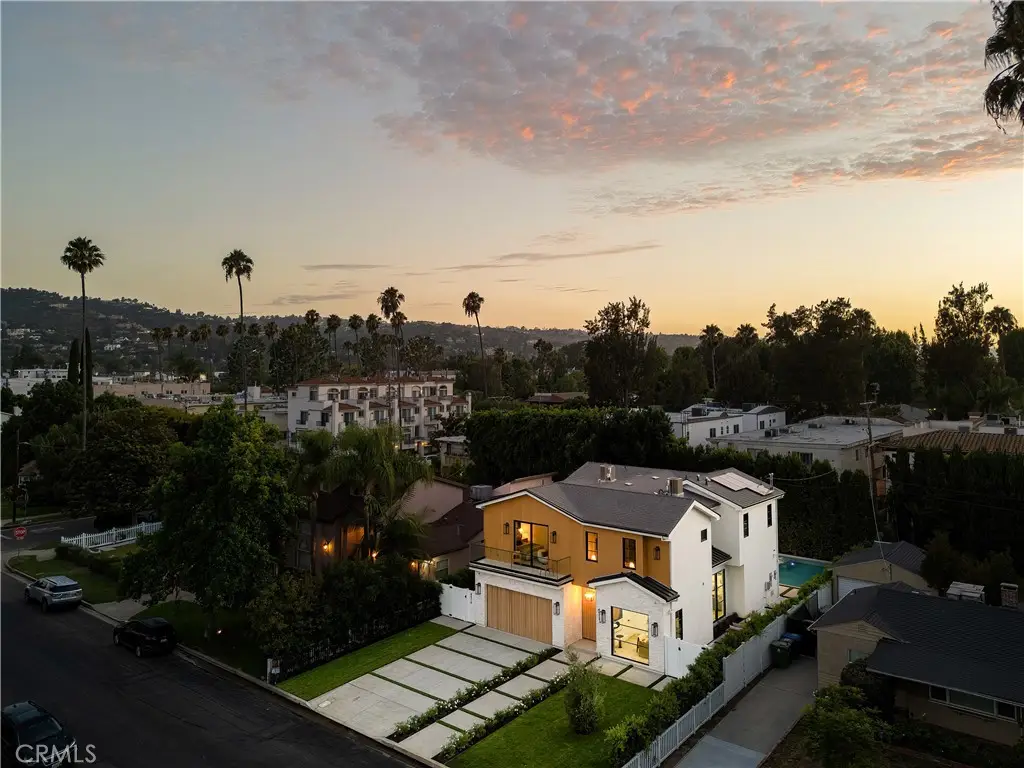 4517 Longridge Avenue, Sherman Oaks, CA 91423 - #1