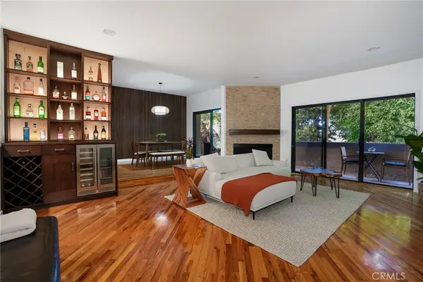 2307 Fox Hills #105, Los Angeles, CA 90064