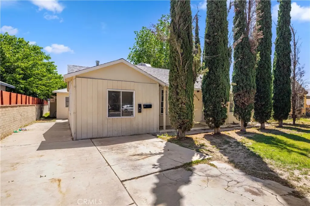 45110 Elm, Lancaster, CA 93534 - #1