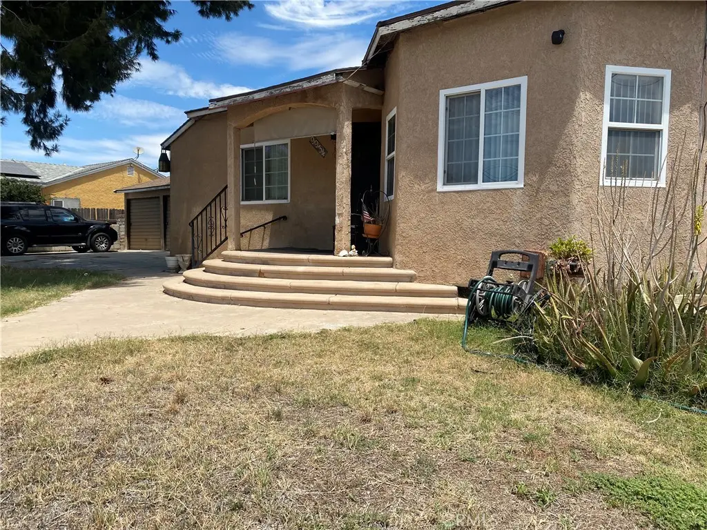 9934 Laurel Canyon Boulevard, Pacoima, CA 91331 - #1