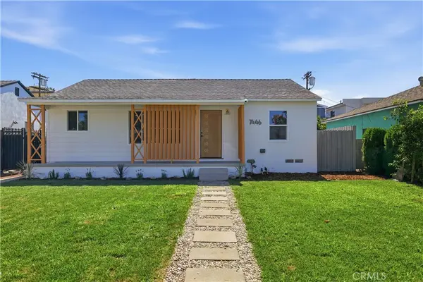 7446 Dempsey Avenue, Lake Balboa, CA 91406