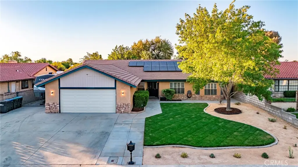 2111 W Avenue J12, Lancaster, CA 93536 - #1