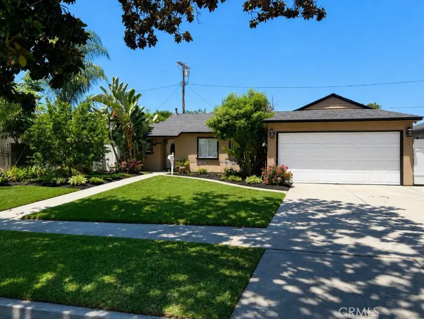 17857 Hemmingway Avenue, Reseda, CA 91335 - #1