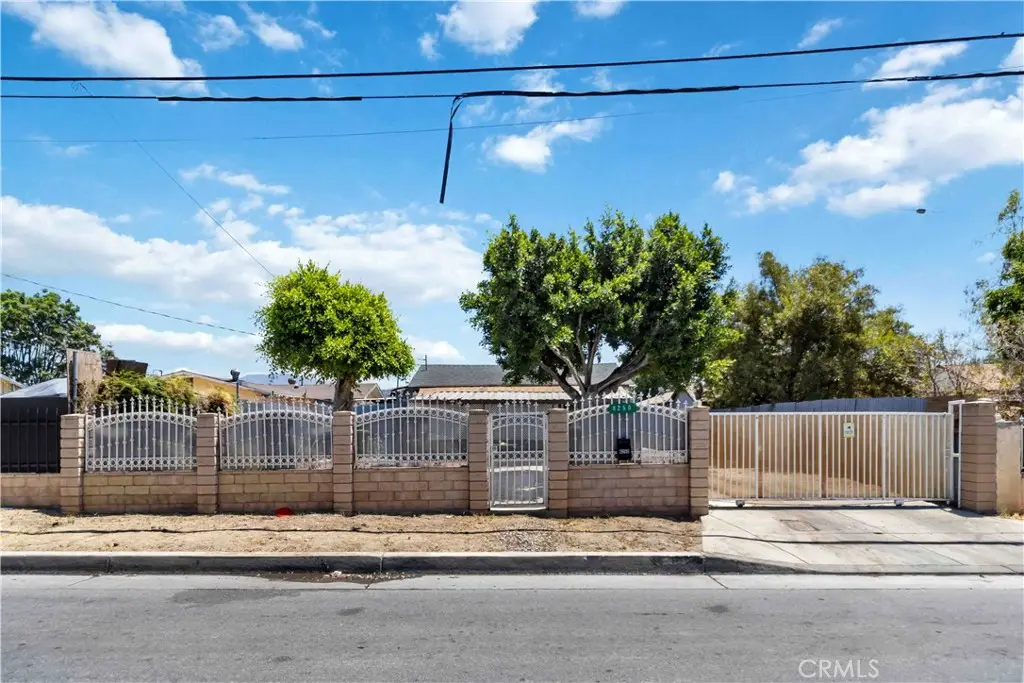 8250 Fair, Sun Valley, CA 91352 - #1