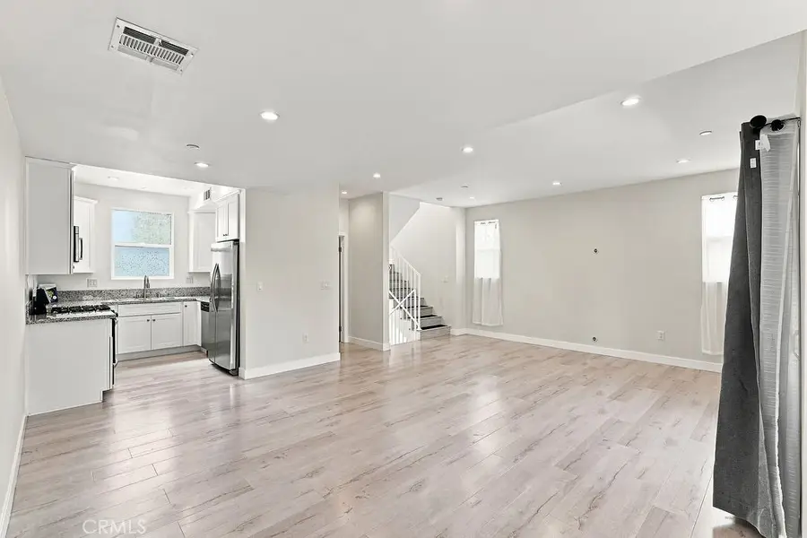 15340 Lassen, Mission Hills, CA 91345 - #3