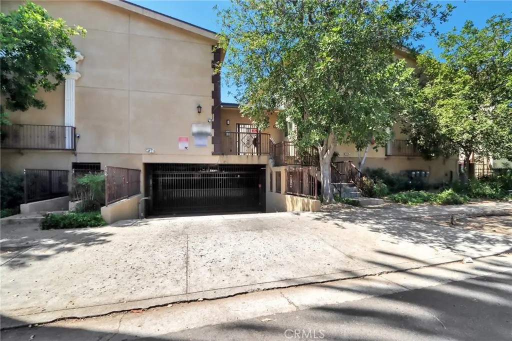 14618 Gilmore Street #16, Van Nuys, CA 91411 - #1