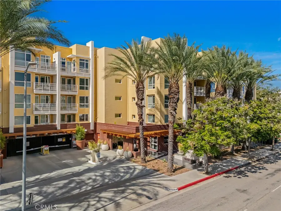 21301 Erwin Street #511, Woodland Hills, CA 91367 - #3