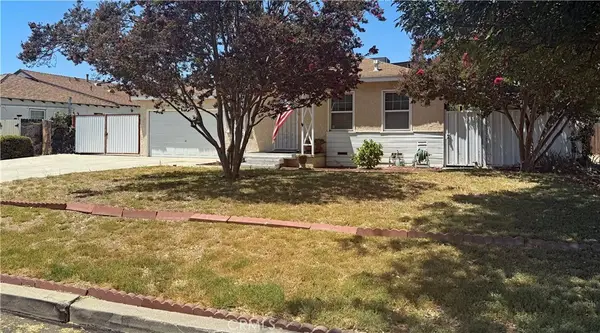 8461 Hatillo Avenue, Winnetka, CA 91306
