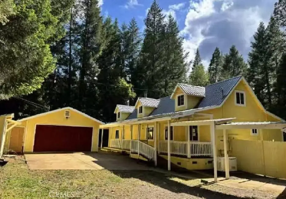 17582 New York House, Brownsville, CA 95919 - #1