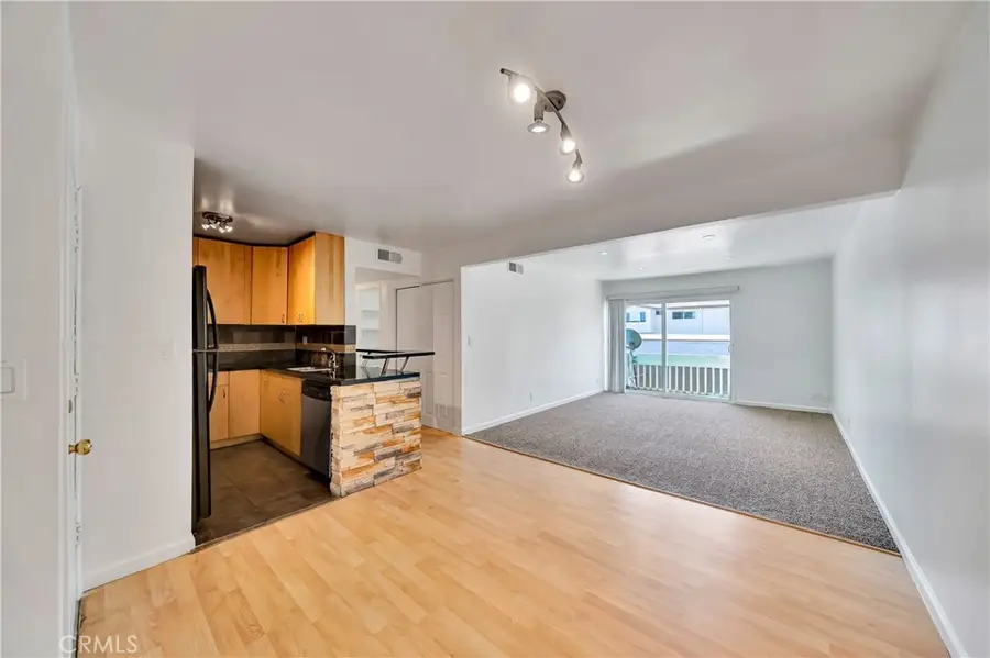 18620 Hatteras Street #247, Tarzana, CA 91356 - #2
