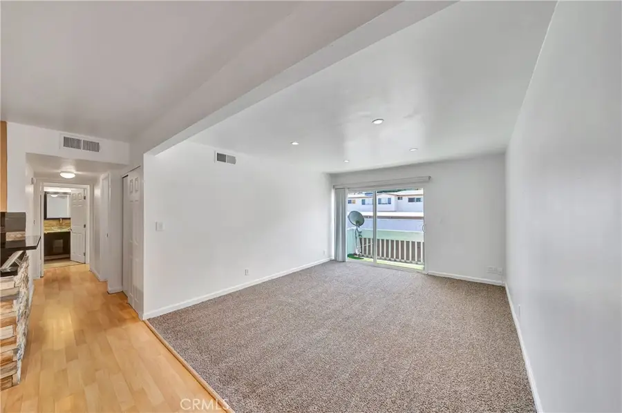 18620 Hatteras Street #247, Tarzana, CA 91356 - #3