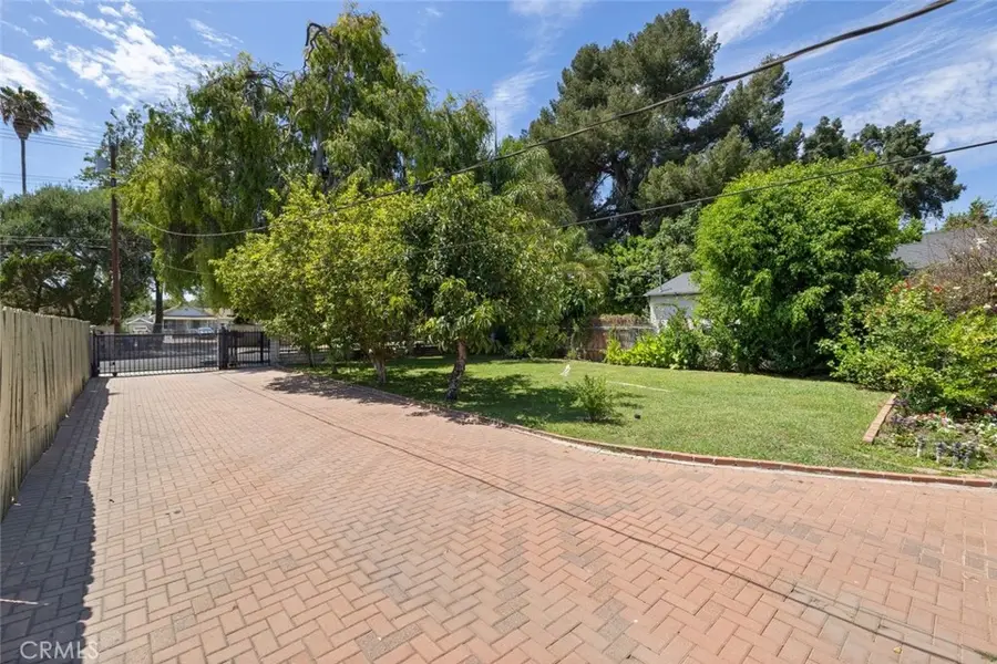 6700 Gloria Avenue, Van Nuys, CA 91406 - #3