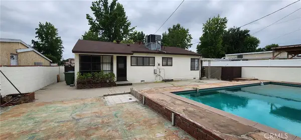 13127 Archwood Street, North Hollywood, CA 91606