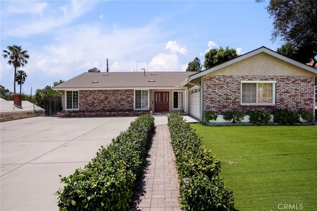 13719 Gavina Avenue, Sylmar, CA 91342 - #1