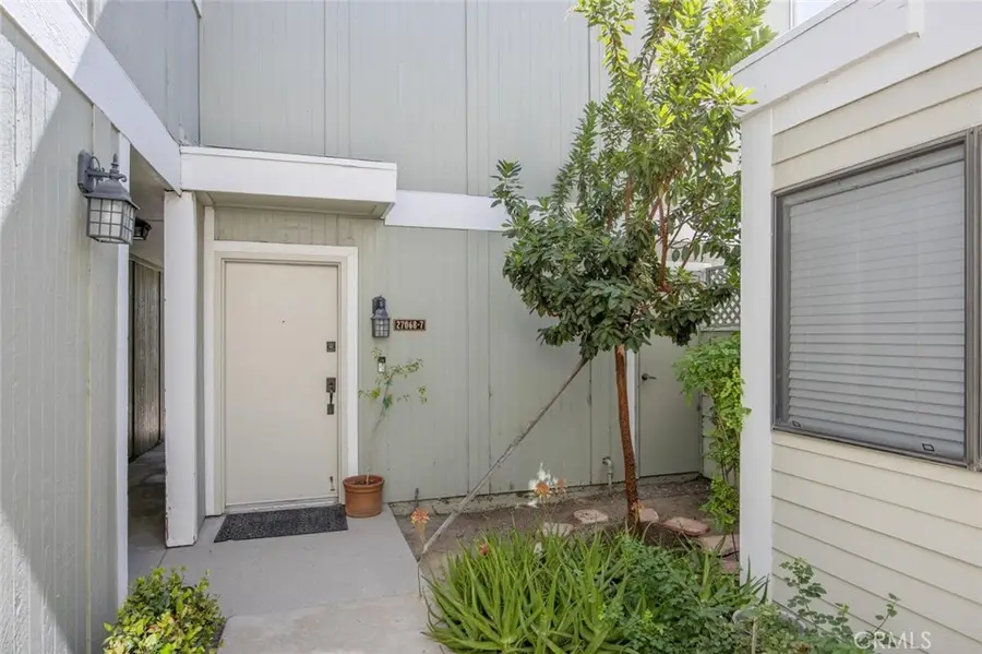 27068 Hidaway #7, Canyon Country, CA 91351 - #2