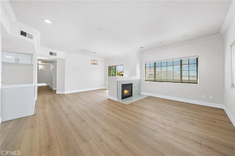 421 E Santa Anita #301, Burbank, CA 91501 - #3