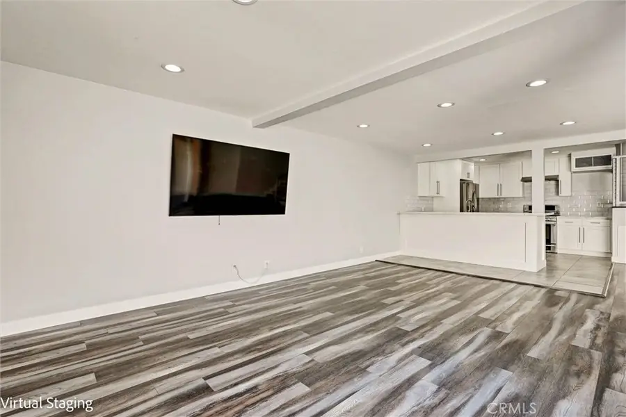 7924 Woodman Avenue #22, Panorama City, CA 91402 - #2