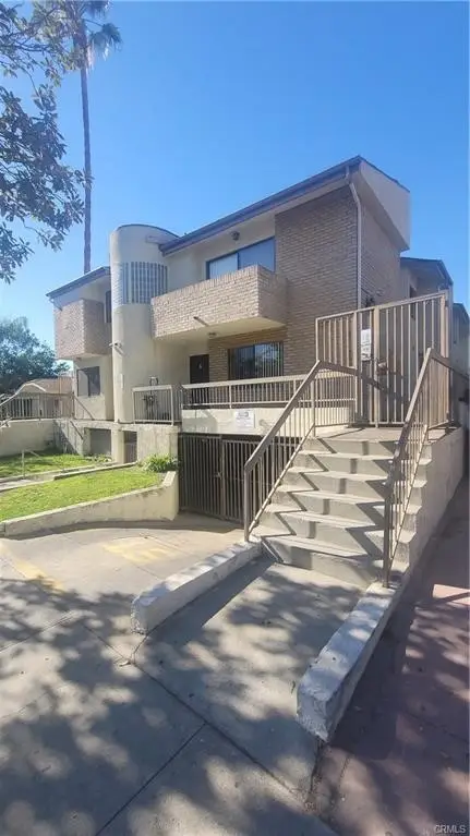 421 Porter Street, Glendale, CA 91205