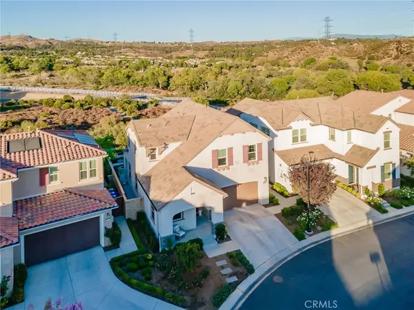24185 Paseo Del Rancho, Valencia, CA 91354